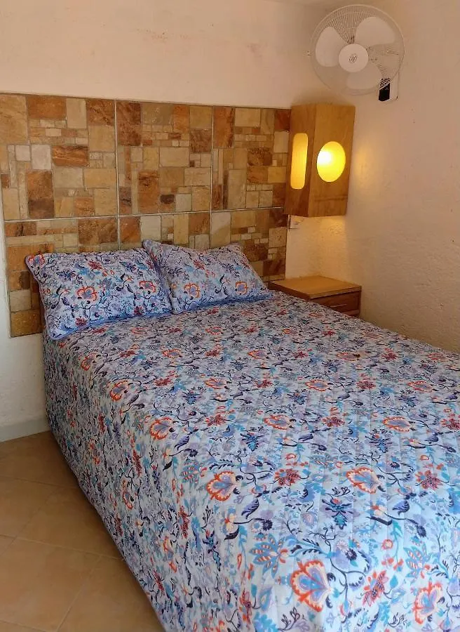 ***  Hotel Alcatraces El Pueblito  Mexico